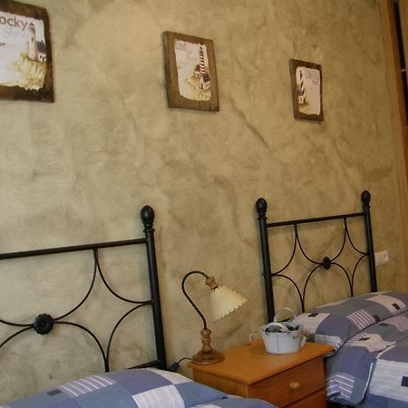 Apartamentos Rurales La Fuente Pesués المظهر الخارجي الصورة